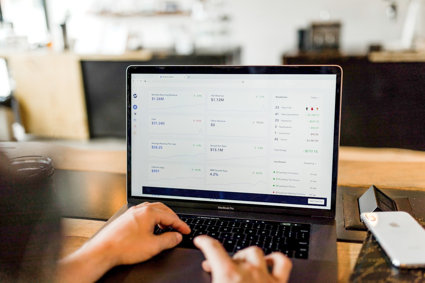 AI Sales Agent qualifying inbound conversations